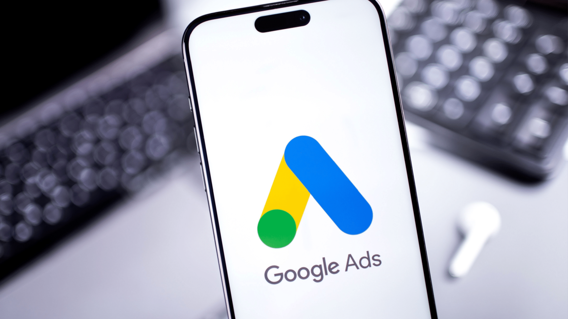 Google unveils asset testing for Performance Max retail campaigns