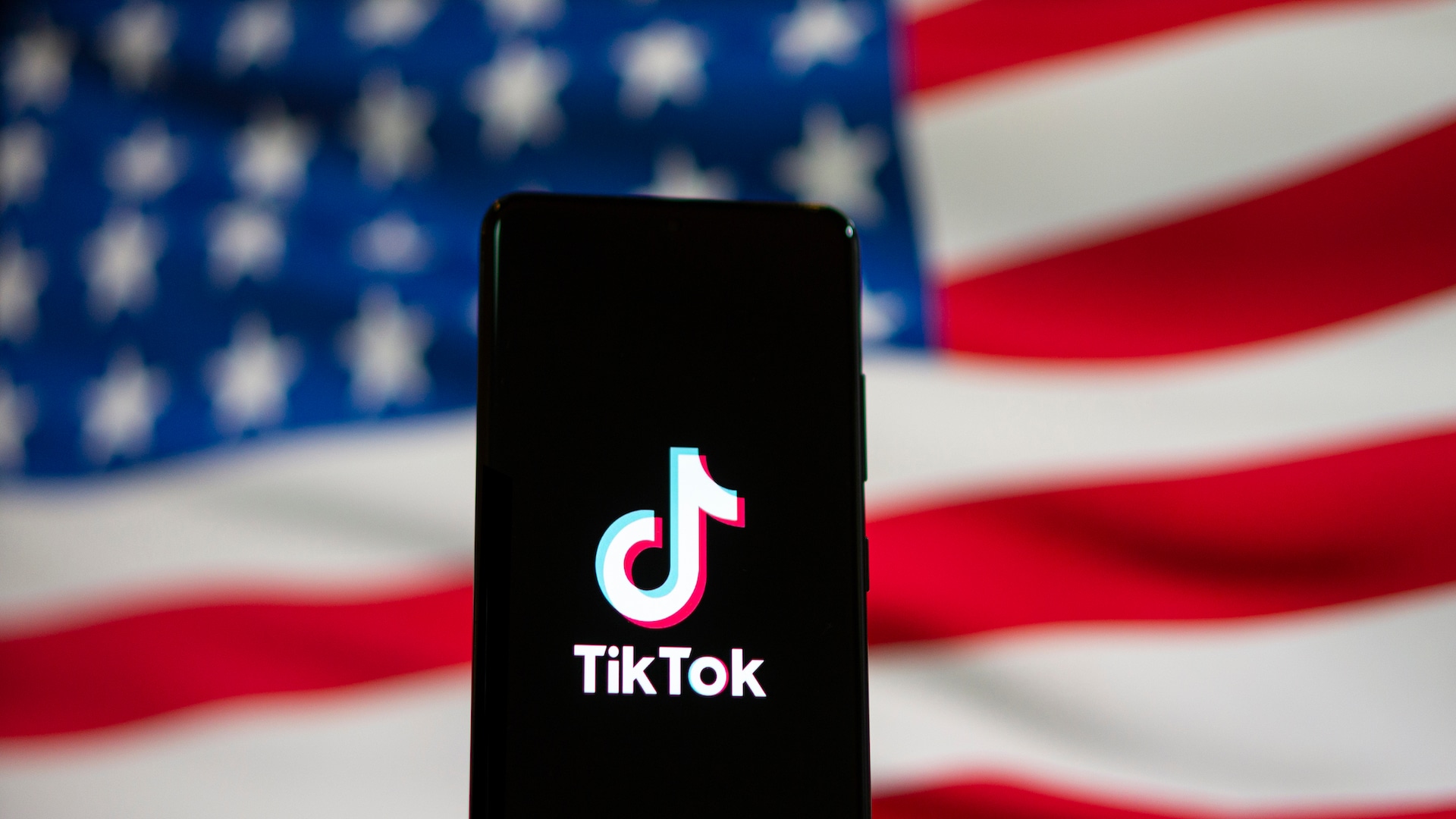 TikTok’s $30B ad boom faces US uncertainty